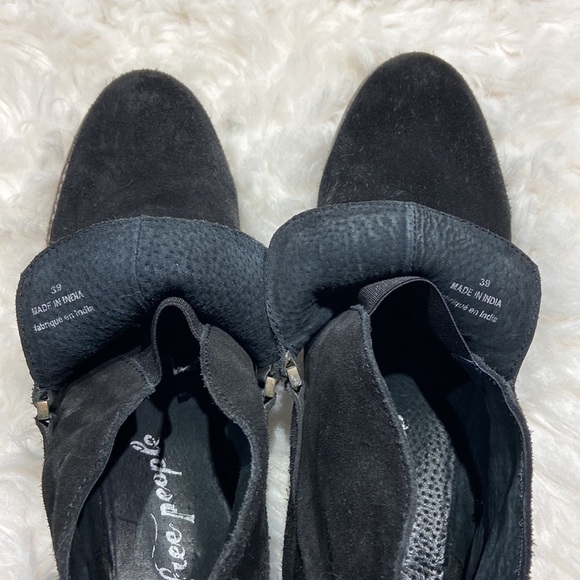 Free People black suede booties size 39 US 9 - Picture 9 of 11